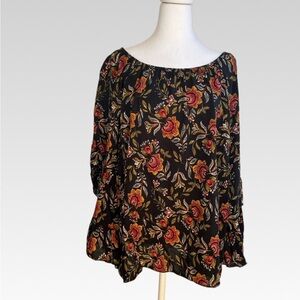 Fever Black Blouse with Red Floral Design size 1X